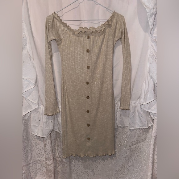 Body Con Beige dress w/ fake buttons - Picture 1 of 5